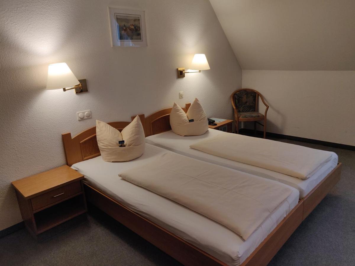 Landgasthof Hotel Gruener Baum Nuremberg Ngoại thất bức ảnh